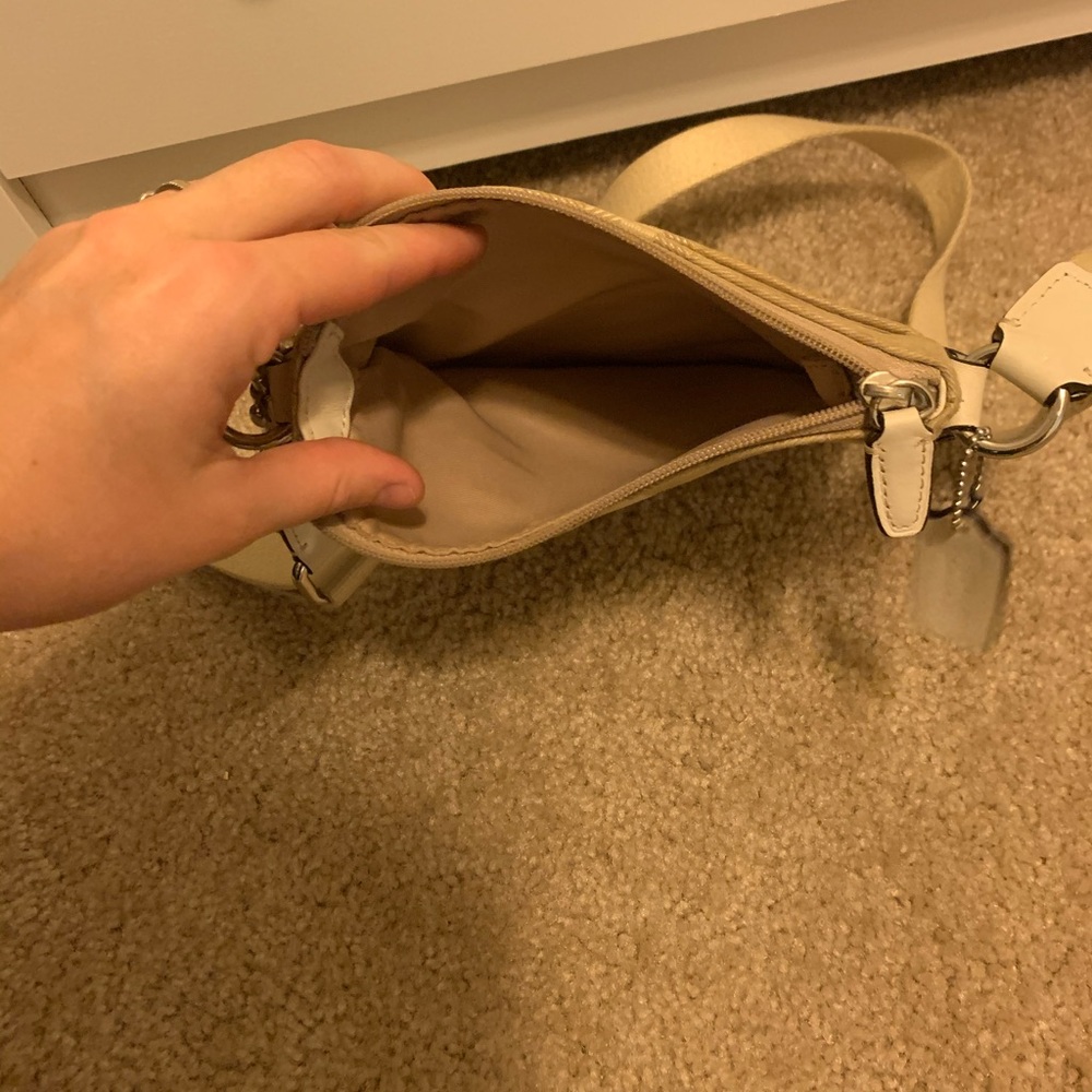 Coach cross body bag - Picture 2 of 2